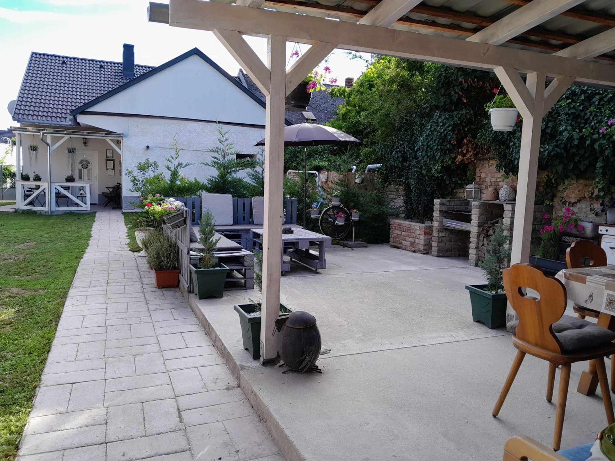 Edina Vintage Vendeghaz Lägenhet Mosonmagyaróvár Exteriör bild